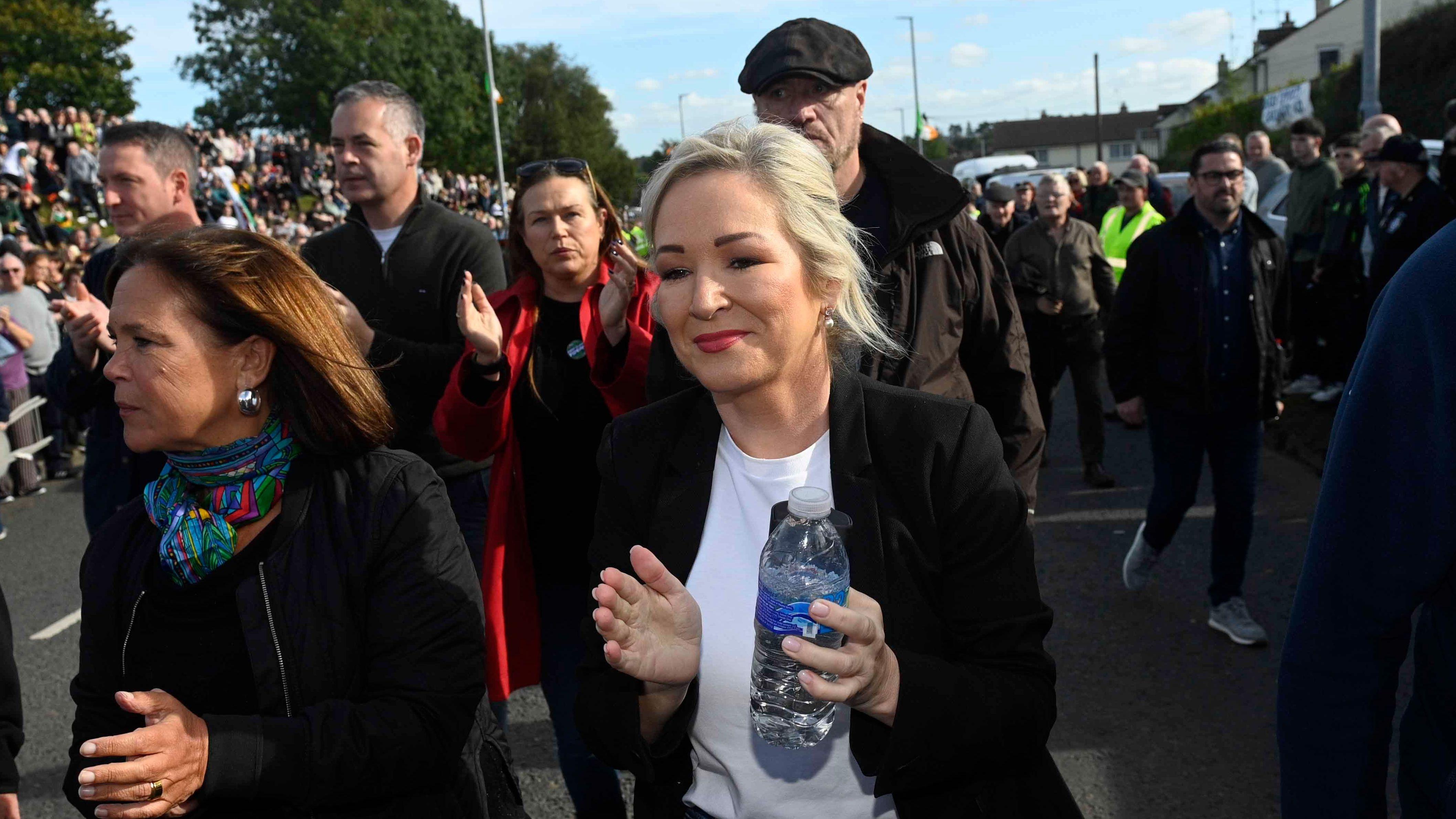 First minister rejects call to resign over Drumcree row