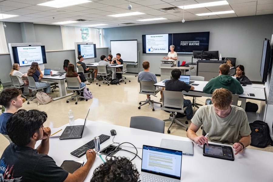 Purdue Fort Wayne expands business school