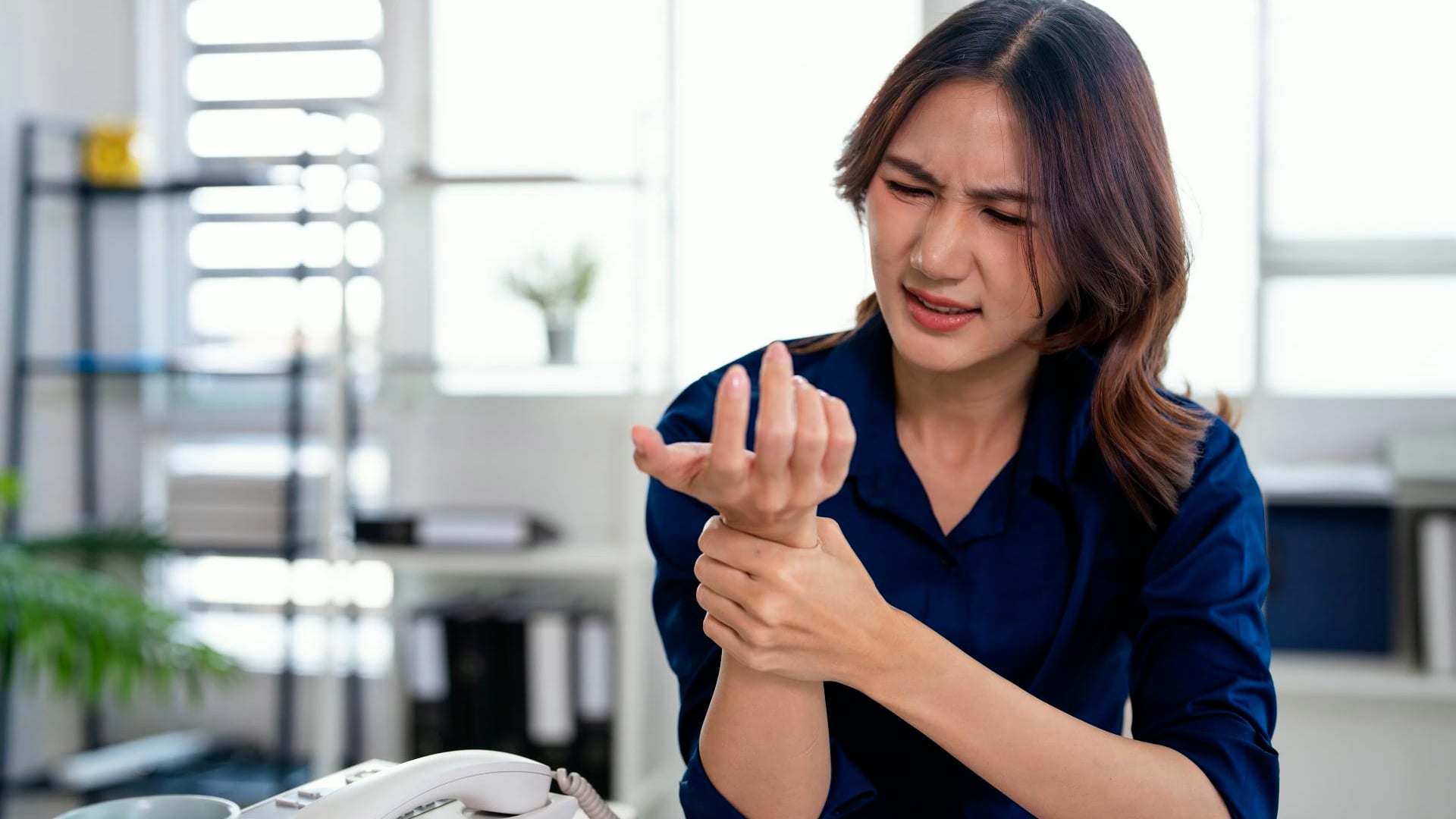 What happens when you get that pins-and-needles feeling (it's not ...