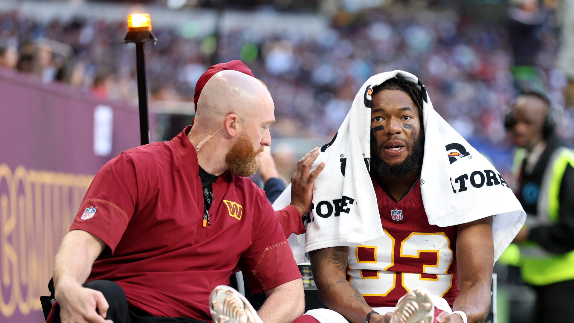 Report: Commanders WR Jaylin Lane fractured, dislocated ankle on Sunday