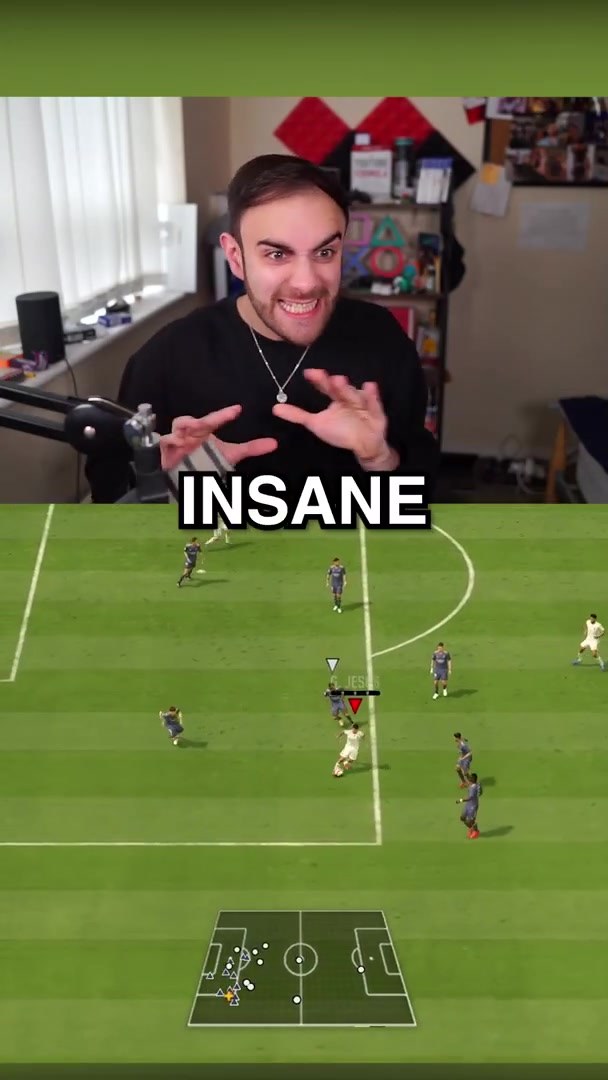 Epic FIFA fail: Valverde's shot leaves streamer speechless!