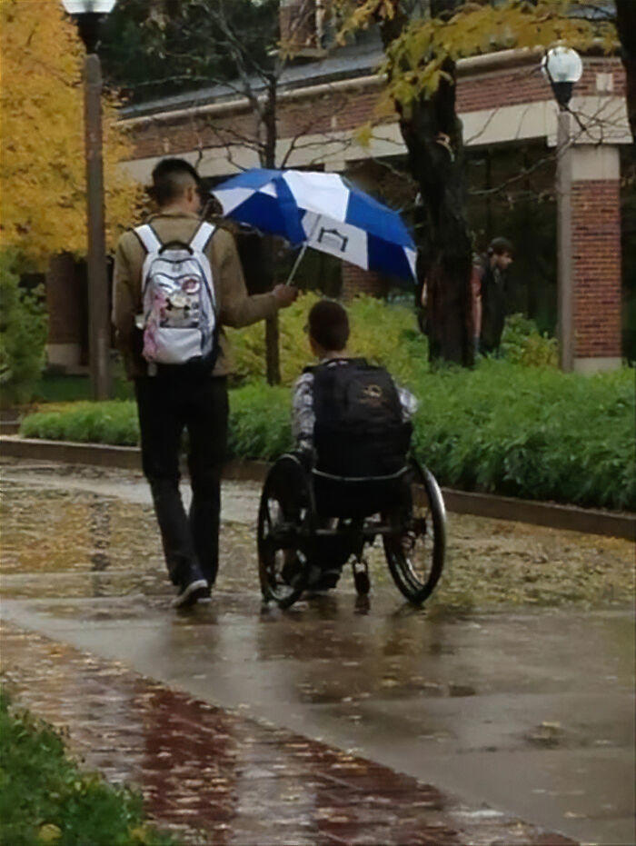 Wholesome pictures showing that there’s still something good in the world