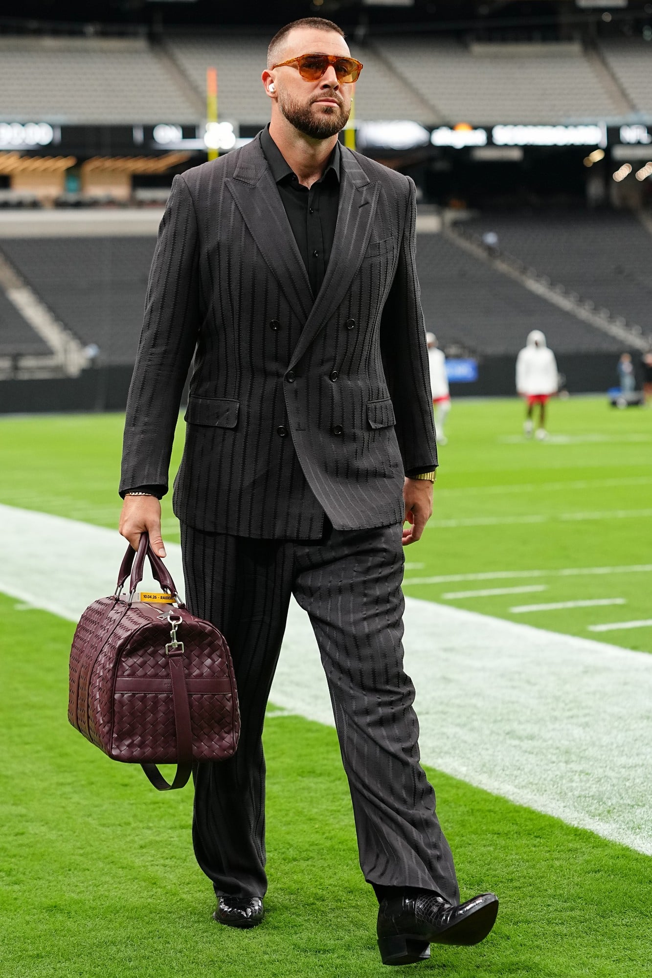 See Travis Kelce’s $94,350 game day outfit: A breakdown of every piece