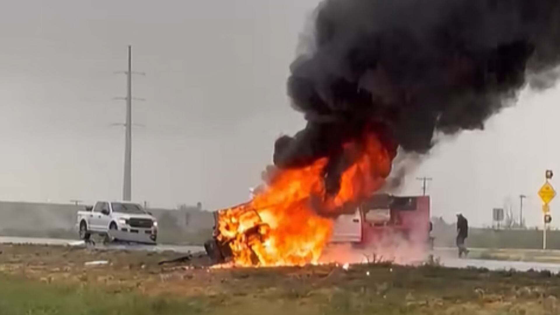 Fiery crash shuts down Highway 80 in Midland County