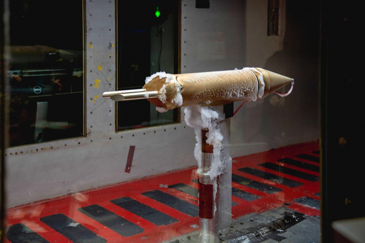 Tunnel tests track large supercooled water droplets that can reach ...