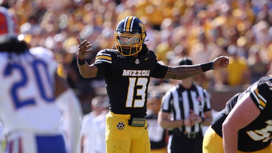 Mizzou QB Austin Simmons, LB Nicholas Rodriguez earn weekly SEC awards