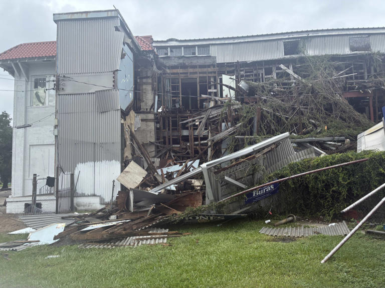 Owner given 72 hours to demolish partially collapsed building in Gentilly