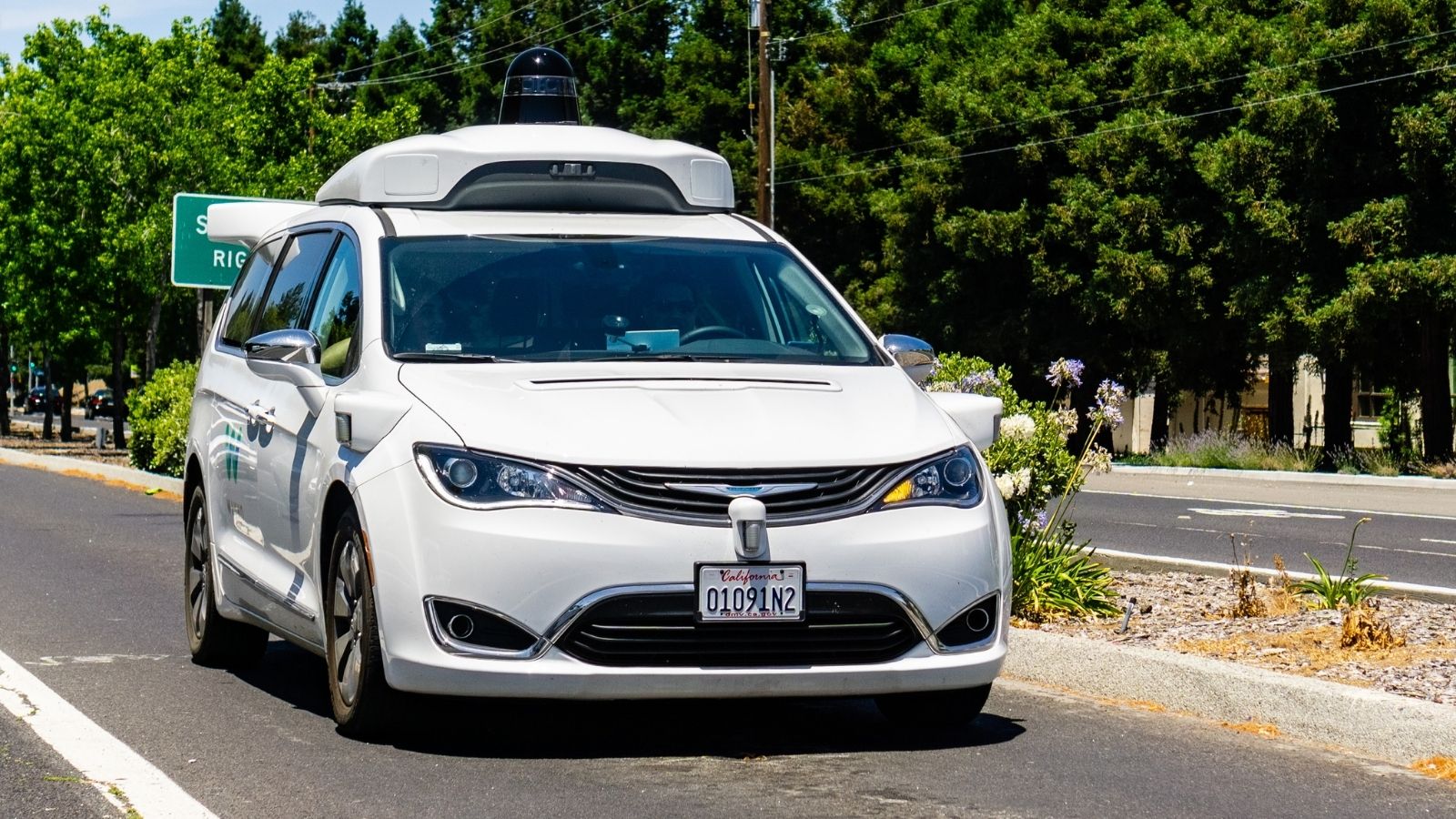 Waymo picks Toronto for Canada's first robotaxi expansion, targeting ...