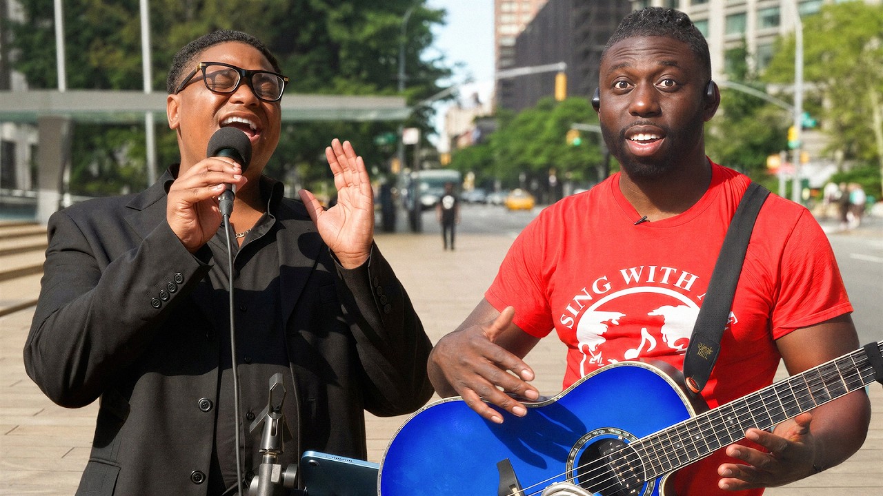 Random singer causes instant traffic jam