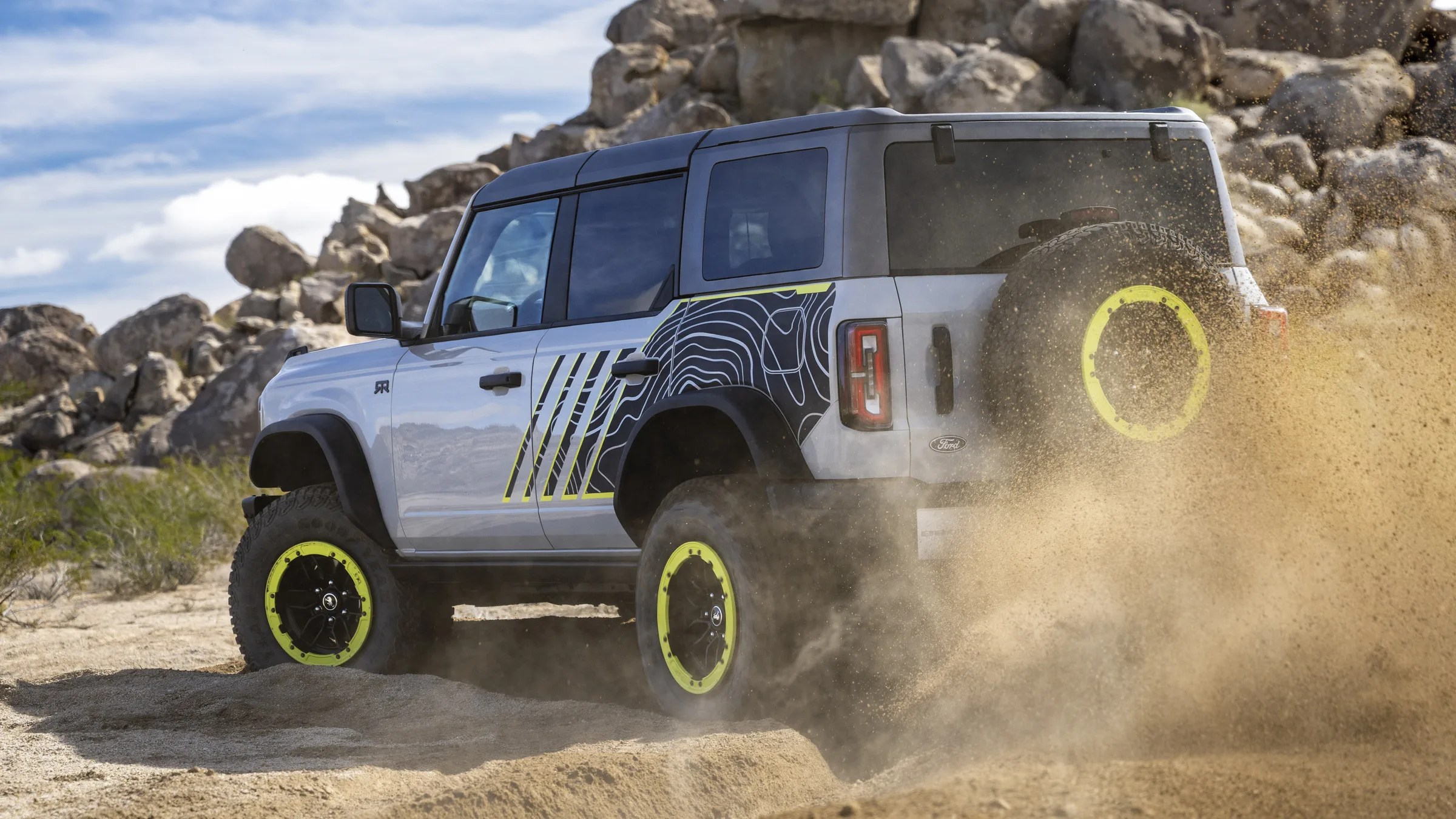 Ford’s new Bronco brings Raptor energy without the apex-level price tag