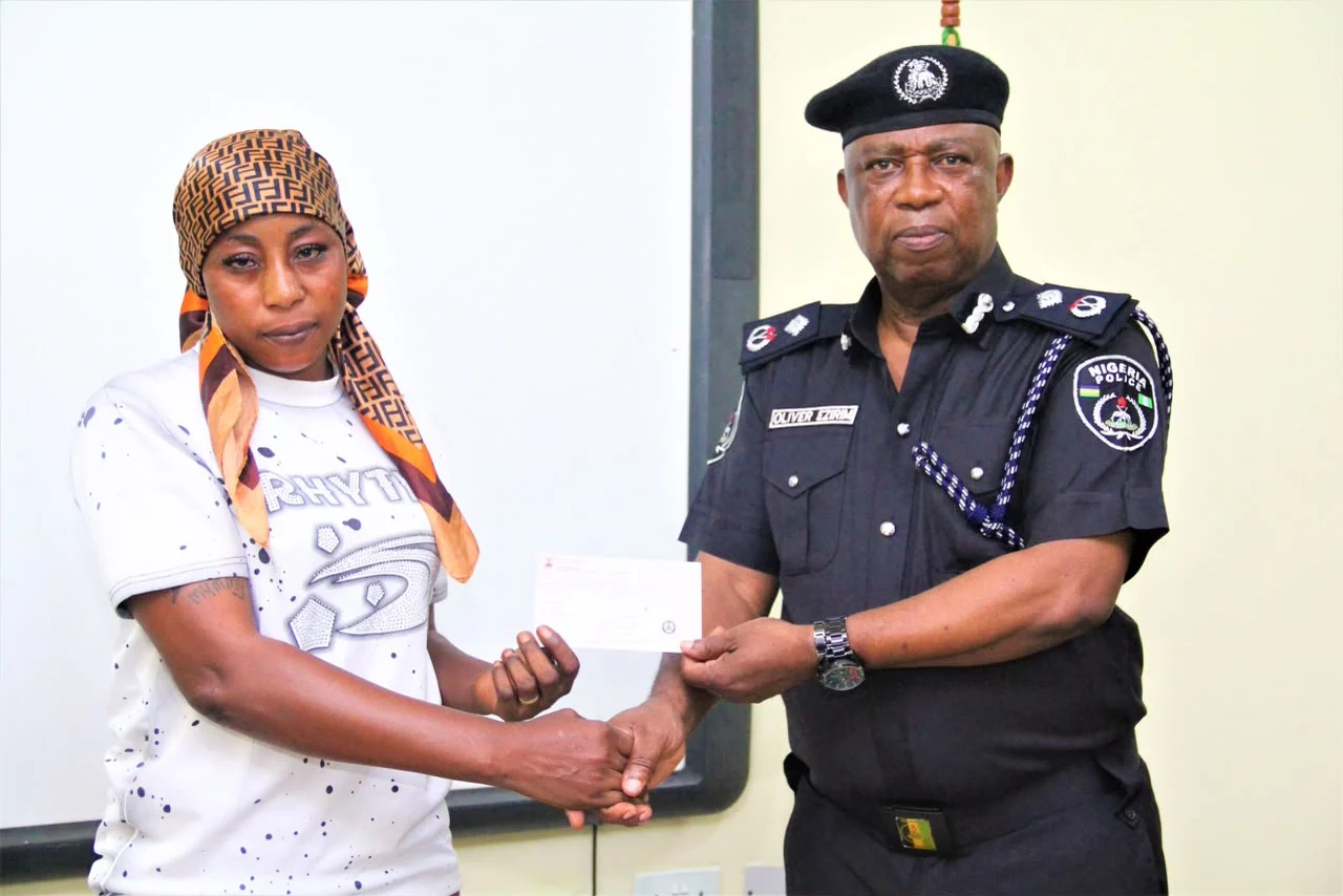 Police present N37.9m to families of fallen officers in Ogun