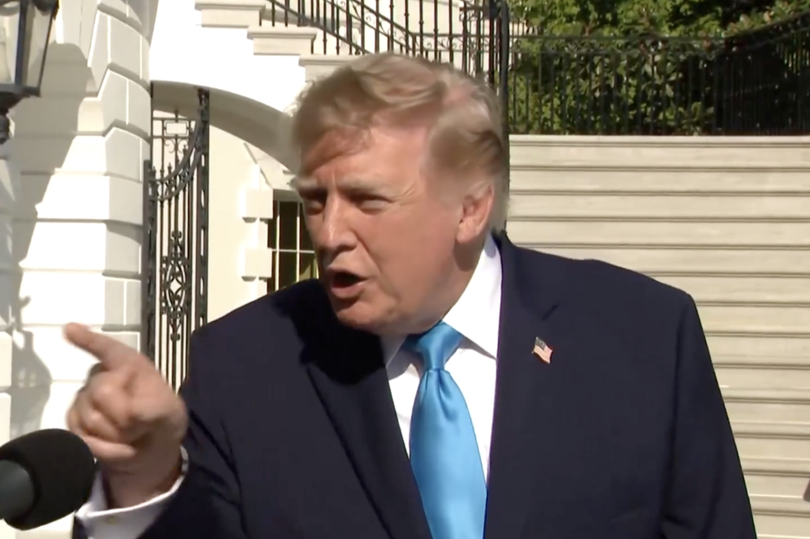 Trump aggressively gestures at female reporter after she exposes his ...