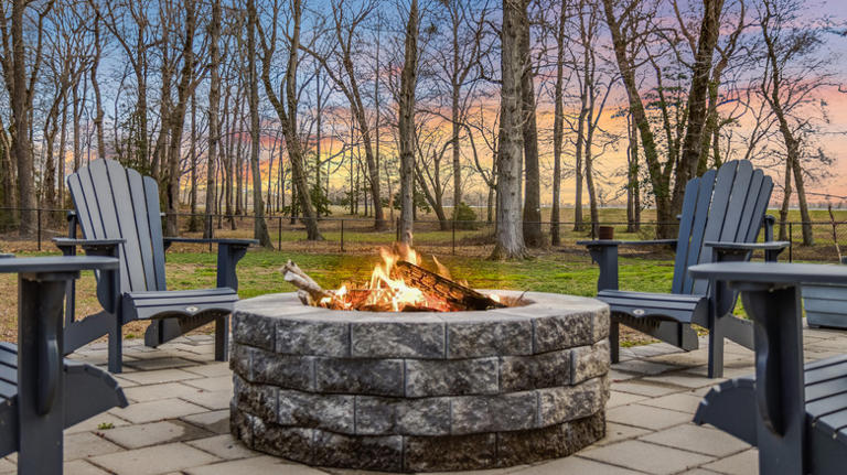 Better looking than concrete blocks: The natural material for fire pits ...