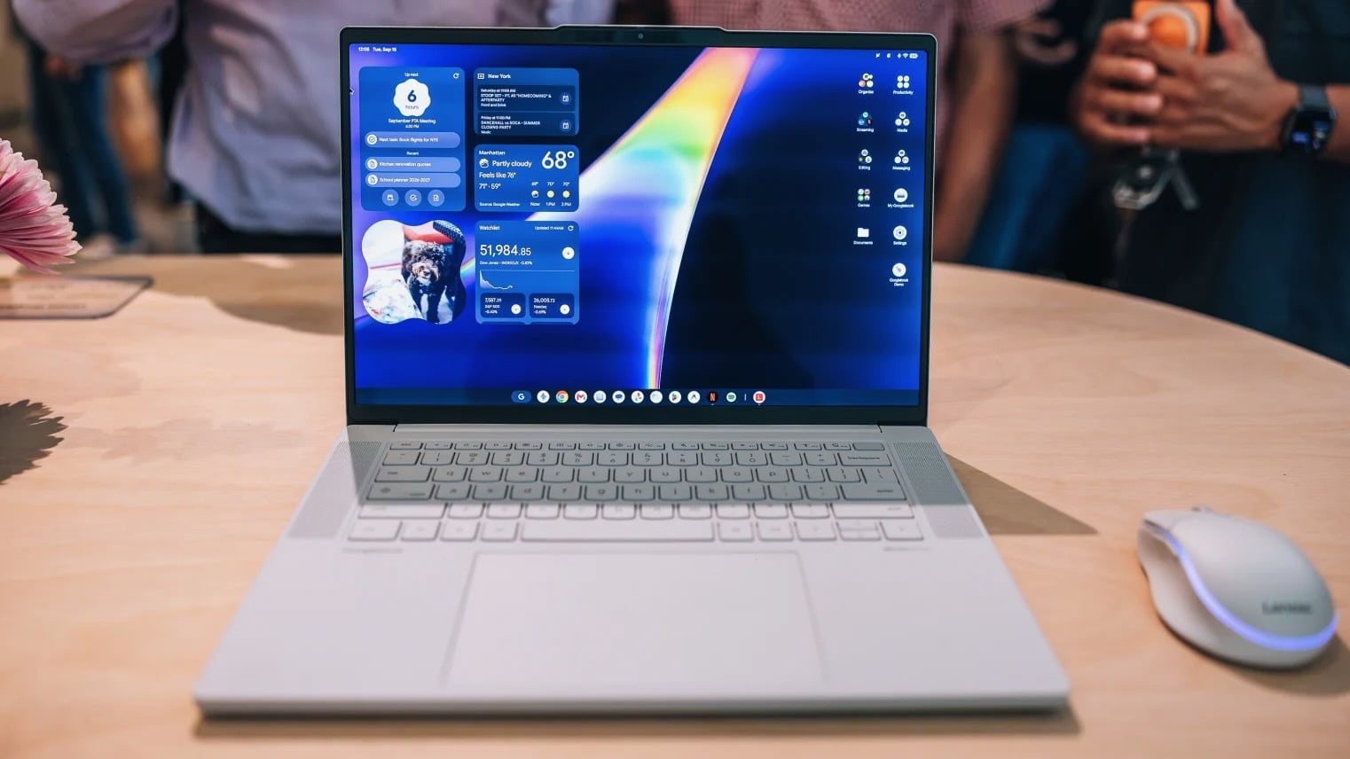 Googlebooks Can Run a Custom OS Through Unlockable Bootloader