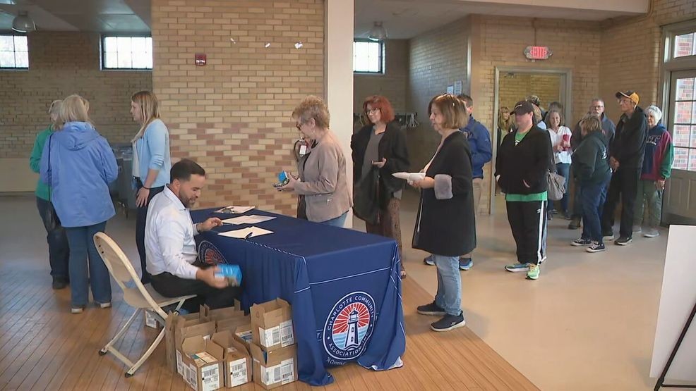 Charlotte Community Association hands out Ring cameras to senior residents