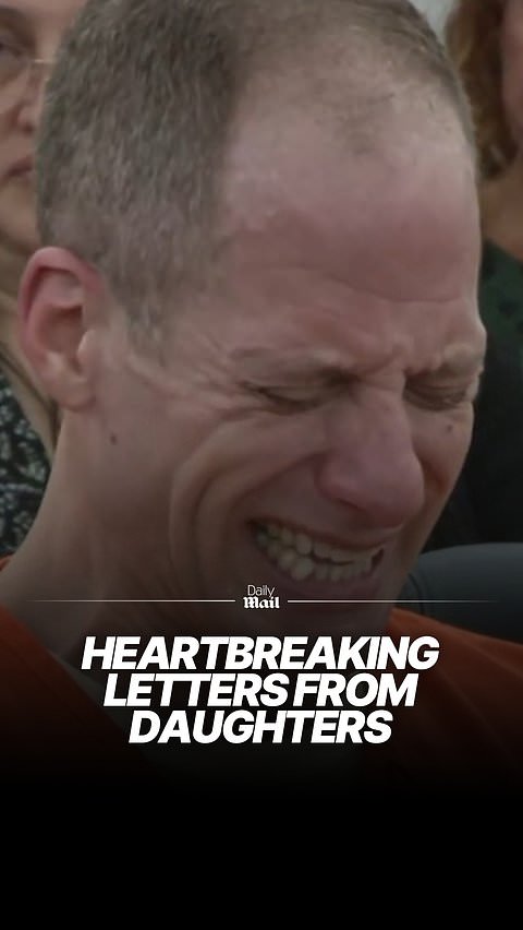 American Idol singer sobs as letters from daughters are read