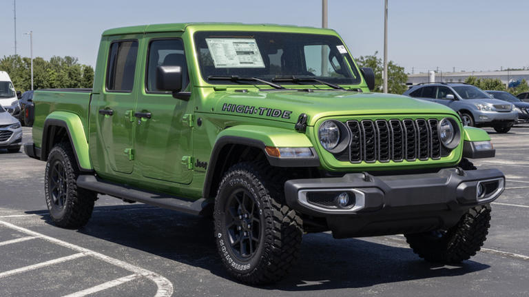 US ends two-year investigation into Jeep fire risks