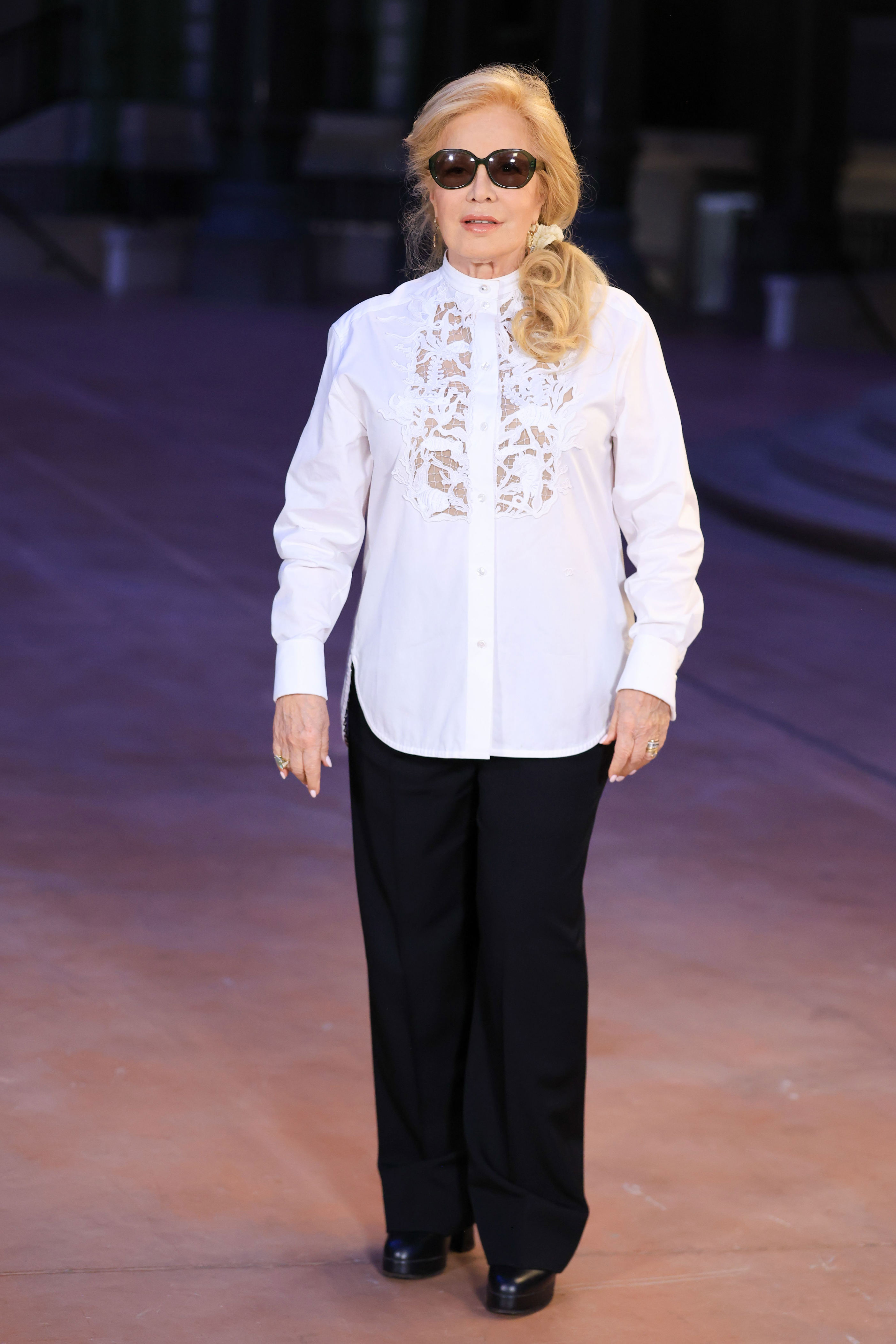 Sylvie Vartan est de retour chez Chanel