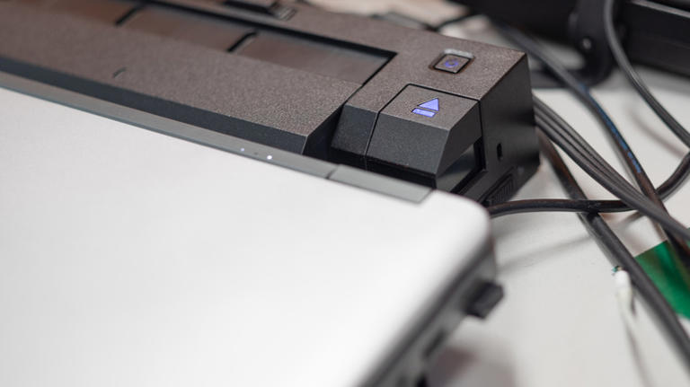Mini PC vs. laptop: Which is better for your home office?