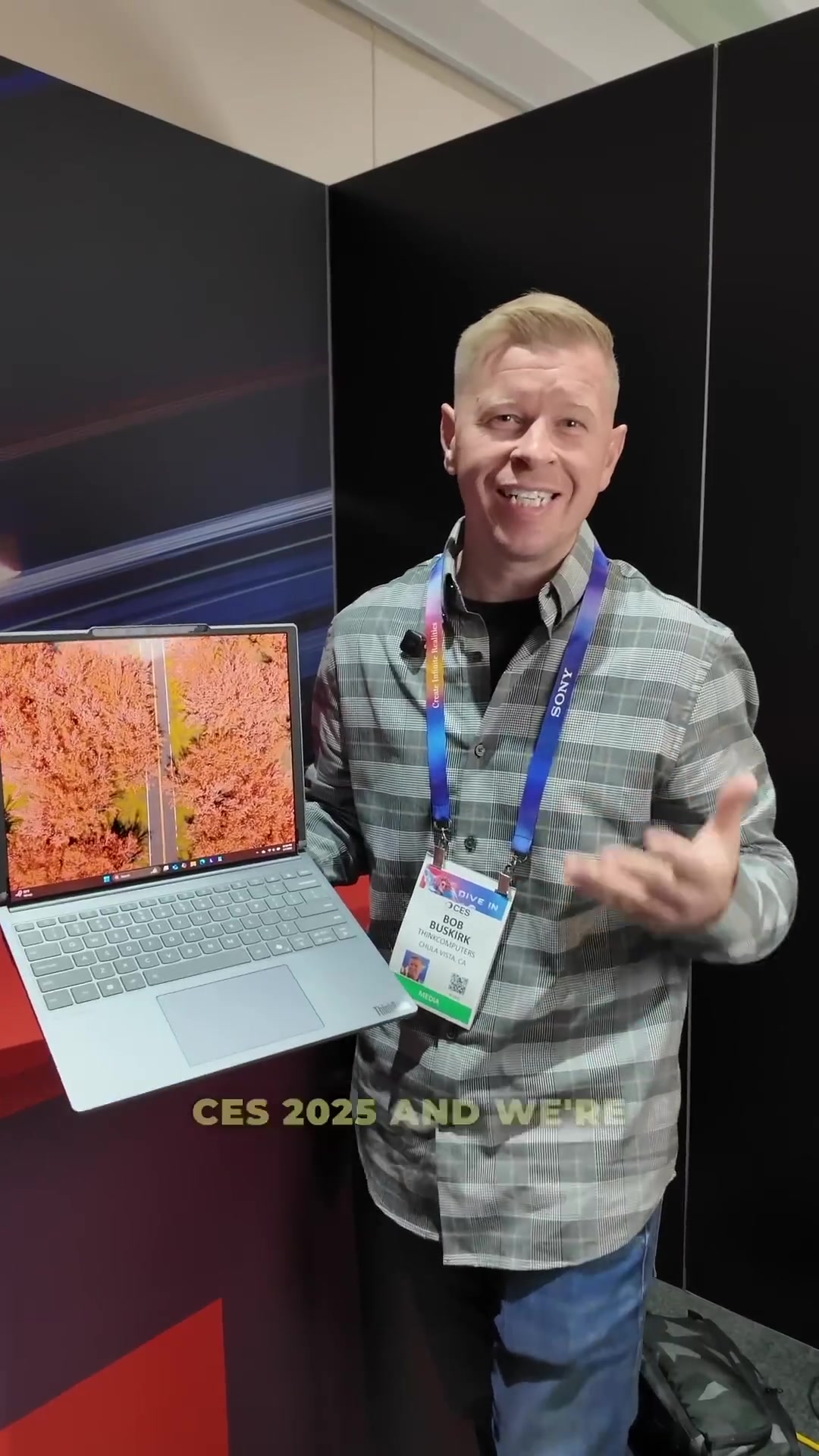 Lenovo has a laptop with a rollable OLED screen!