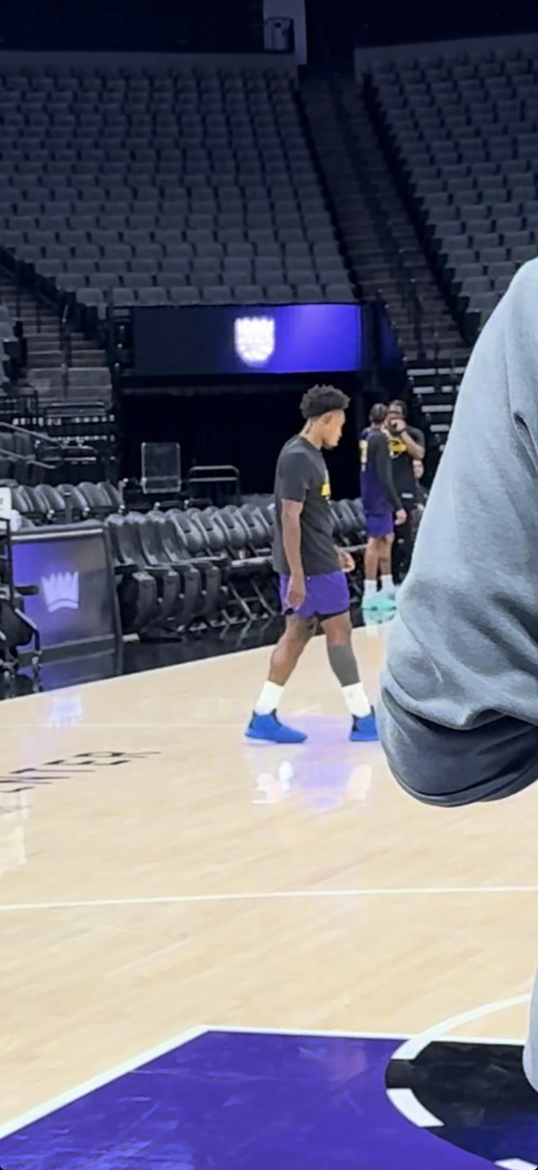 Lakers’ first shootaround sheds light on uncertain status of Colin Sexton