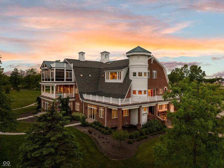 Barndominium raising: How much does it cost to build this trendy home?