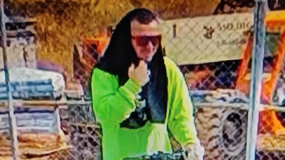 Paradise police still seeking suspect accused of stealing from Paradise ...