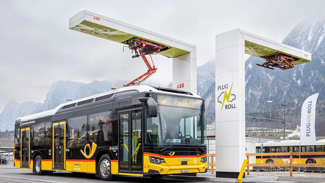Hệ thống xe buýt điện tại Thụy Sĩ - Ảnh: POSTAUTO