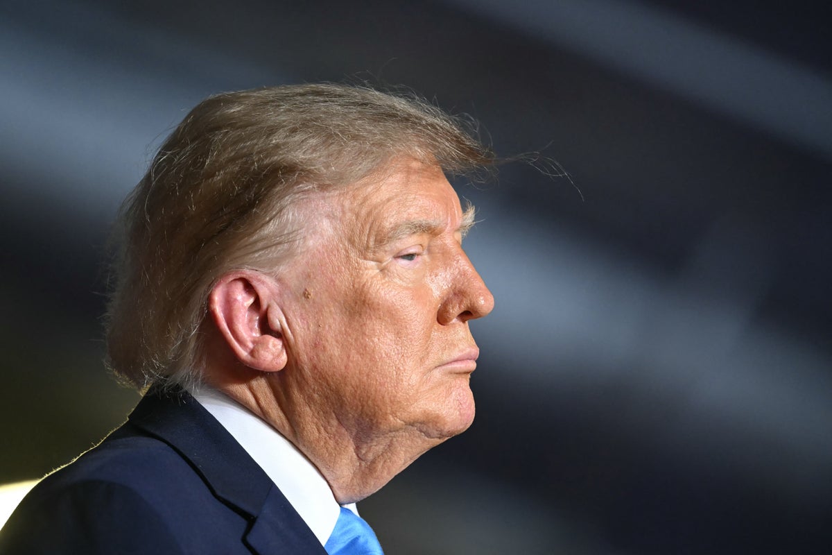Trump sparks backlash for suggesting Iran take out LA during rally