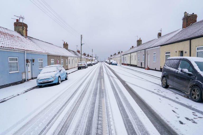 UK 'White Christmas' hopes as strong El Niño set to bring chaos across ...