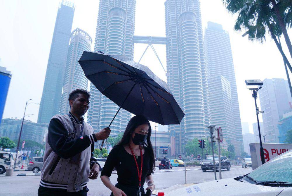 Monsoon transition to begin Oct 9, easing transboundary haze ...