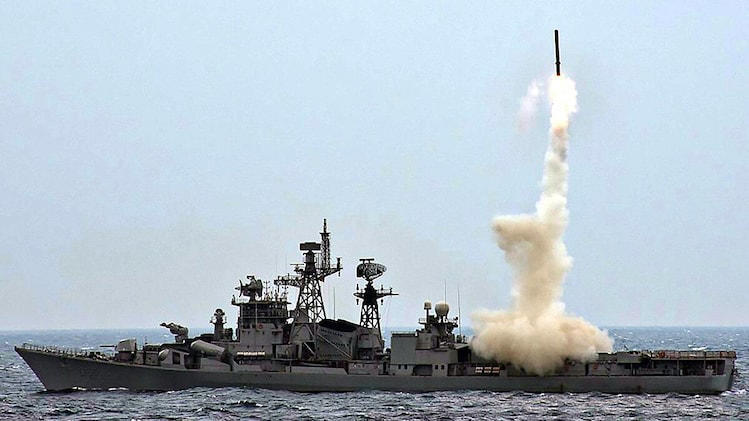 Defence Ministry signs ₹661 crore contract for BrahMos fire control ...