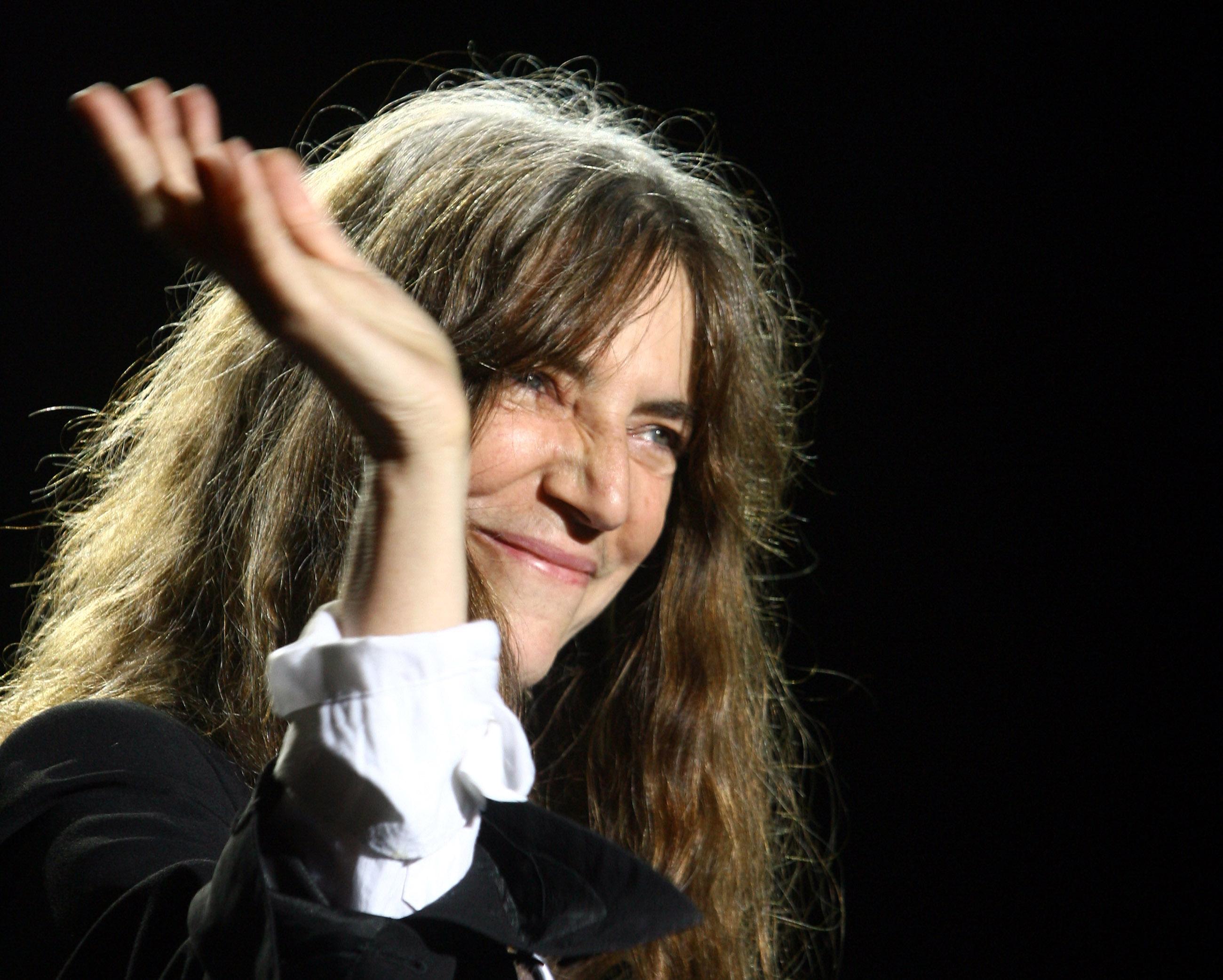Quel concerto di 20 anni fa con Dalla, Morandi e Patti Smith: festa per ...