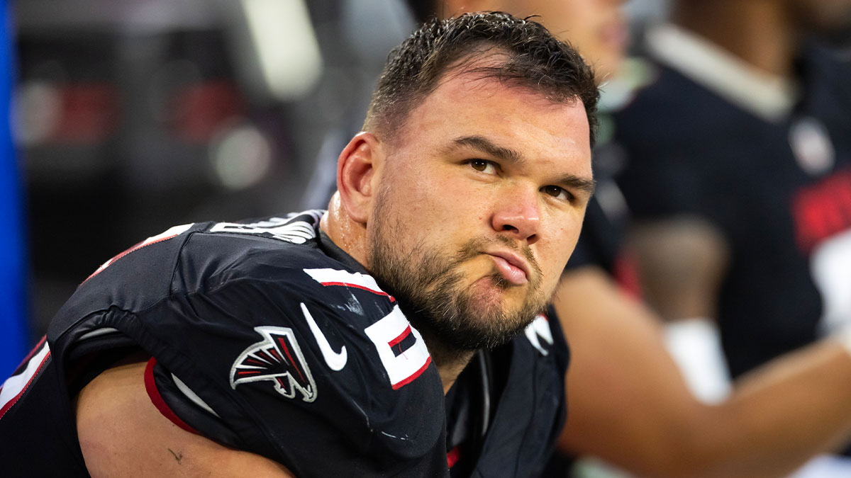 Falcons’ offensive line takes big blow with Jake Matthews MNF injury exit