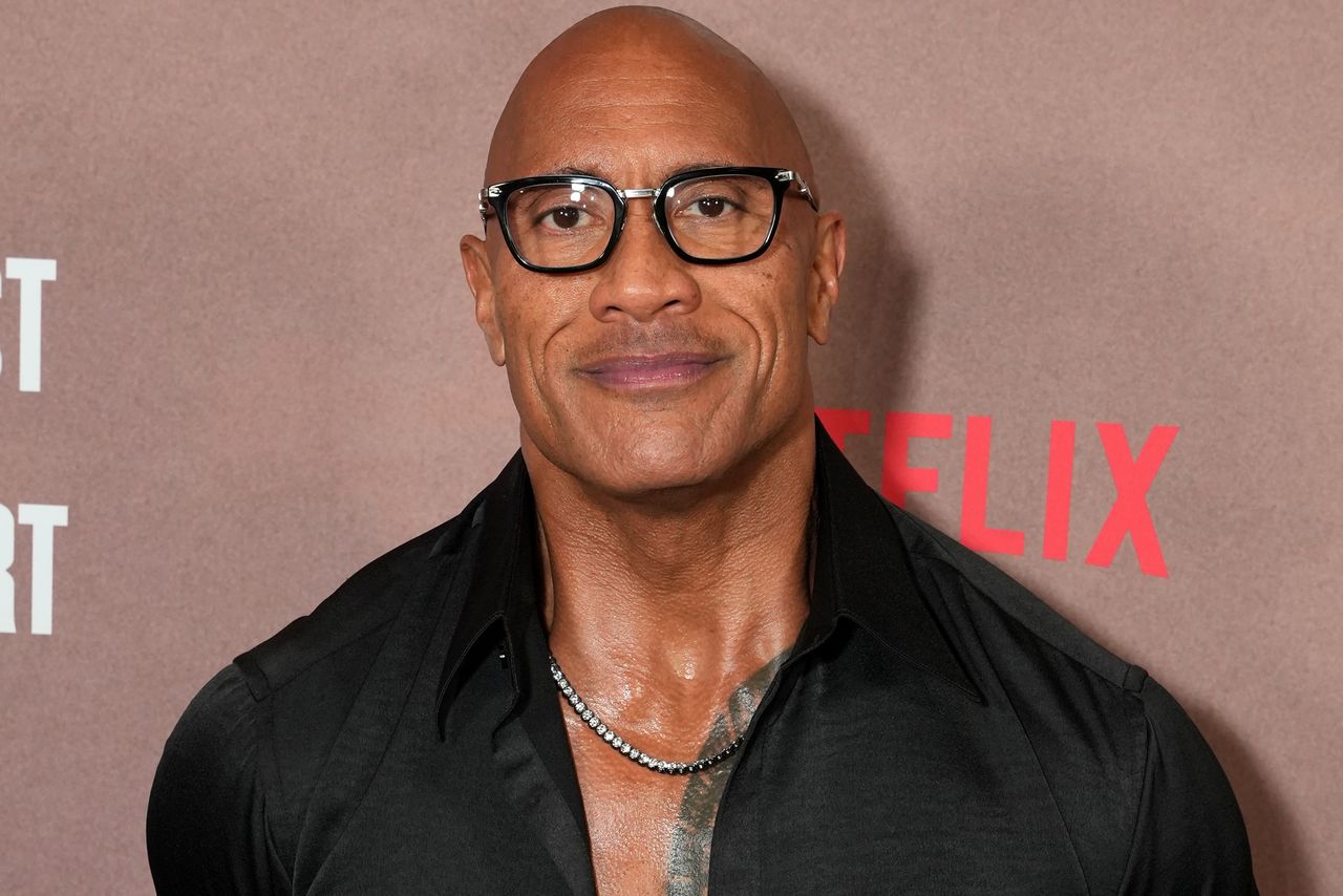 Dwayne Johnson divides the internet with his unique smoothie ingredient ...