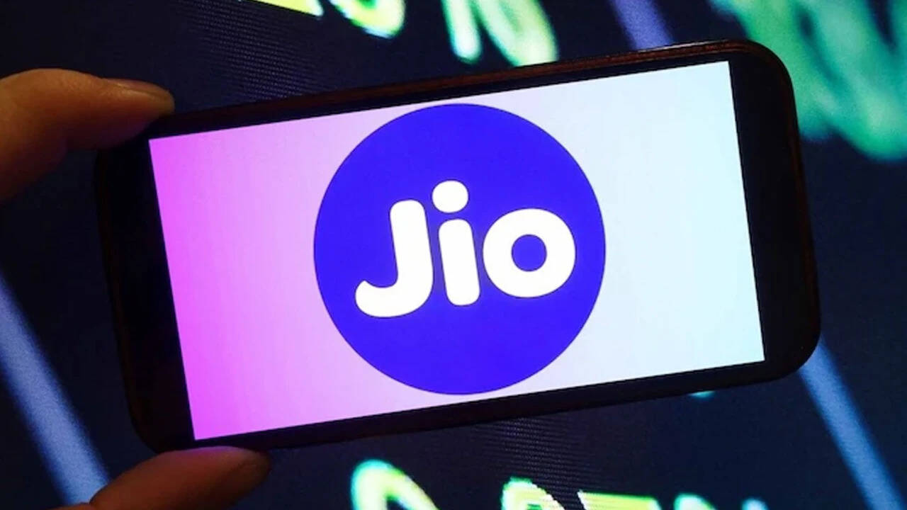Jio IPO public issue: Jio Platforms to launch ₹37,700cr fresh-share ...