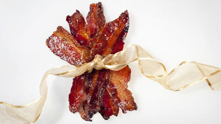 The right way to make candied bacon for the best flavor and crunch