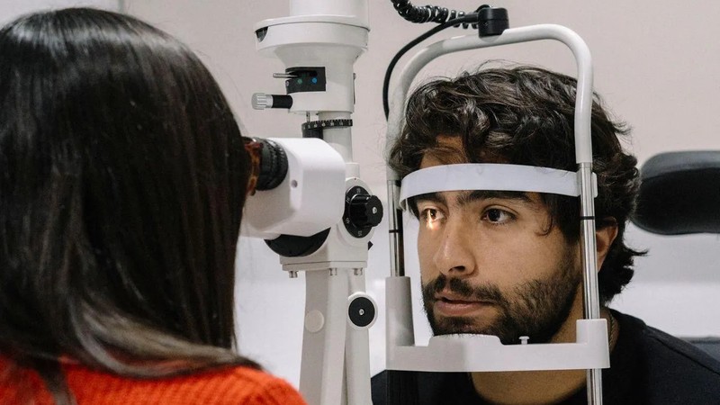 Diabetic eye disease: Why regular eye tests matter even when you can ...