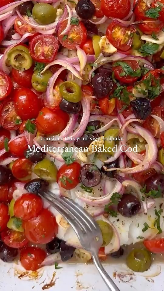 Mediterranean baked cod: Easy, flavor-packed dinner