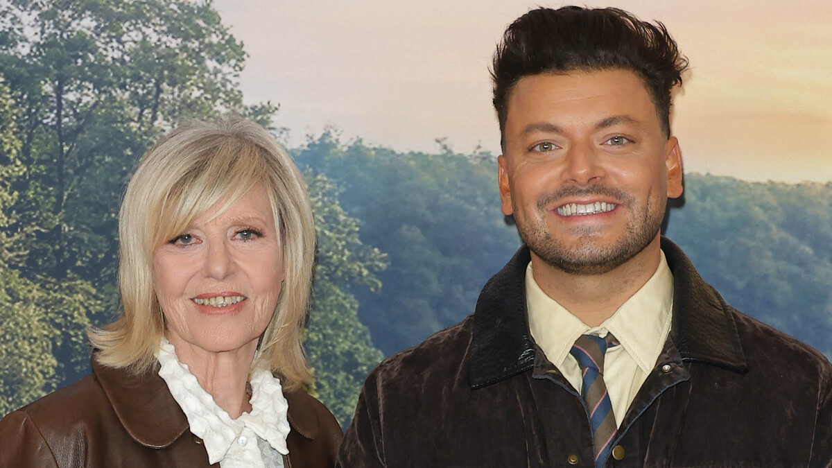 Kev Adams et Chantal Ladesou dans Danse avec les Stars après leur ...