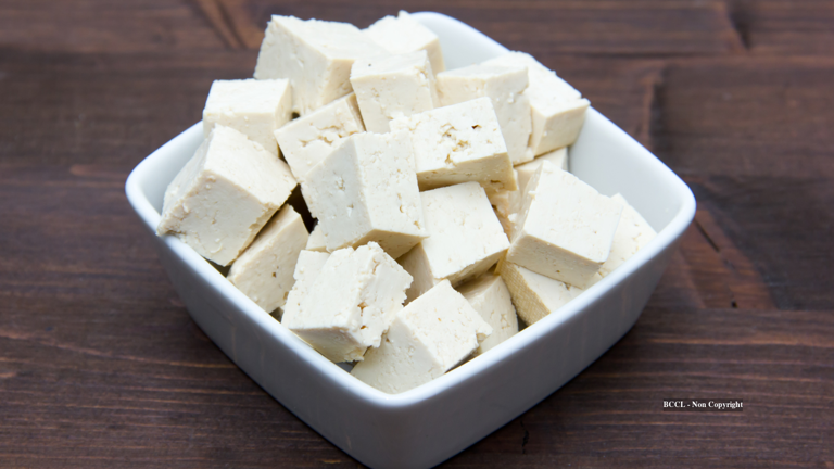 Paneer or tofu choices: Compare protein, calories and digestion; pick ...