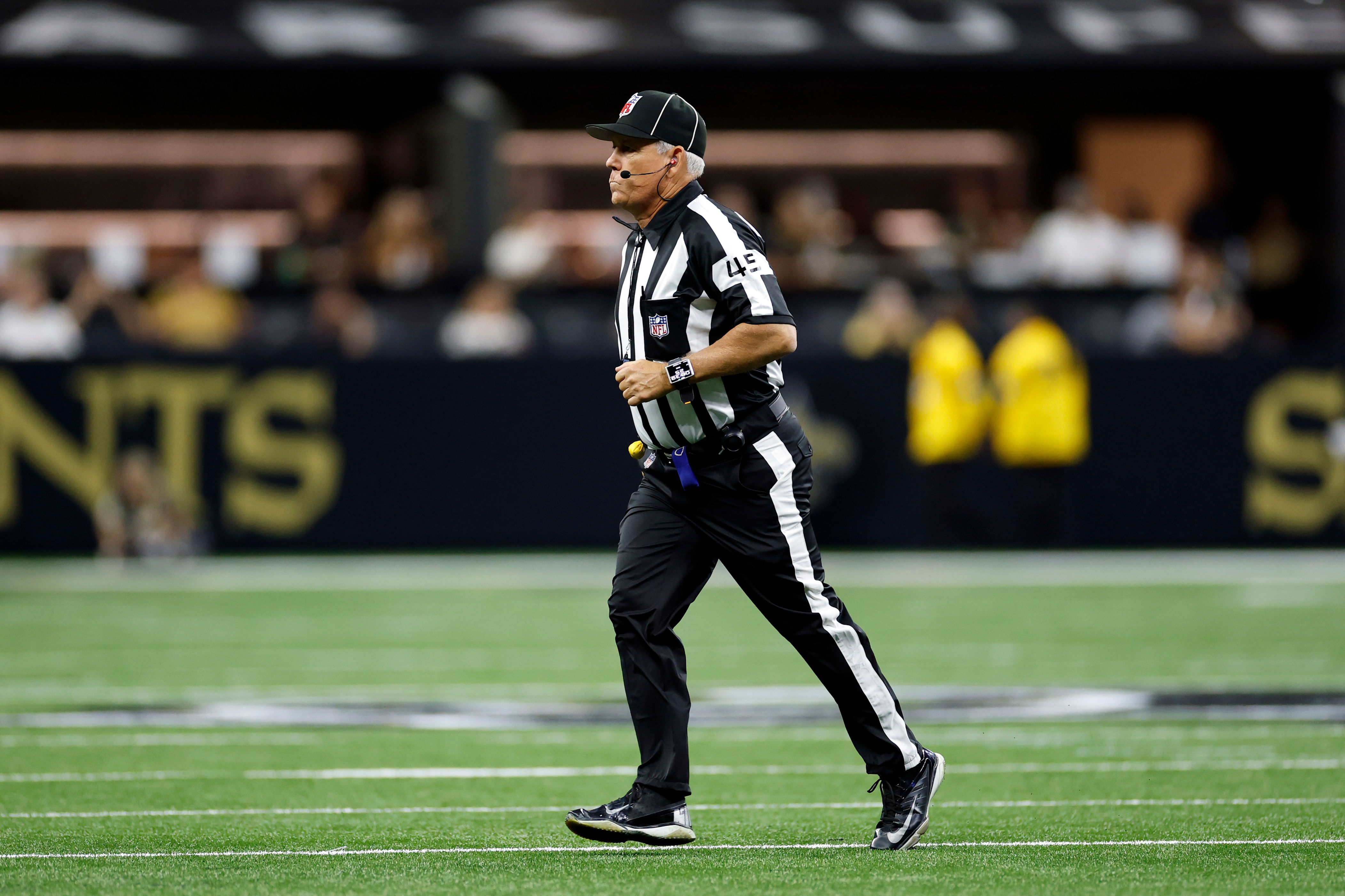 NFL flags officials, suspending 2 after outbursts during a weekend ...