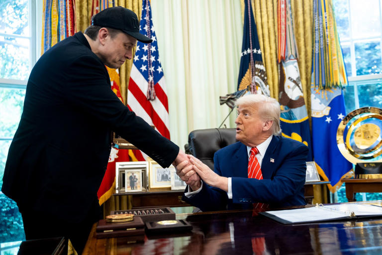 Elon Musk pledges SpaceXSI rebrand after Trump's executive order to use ...