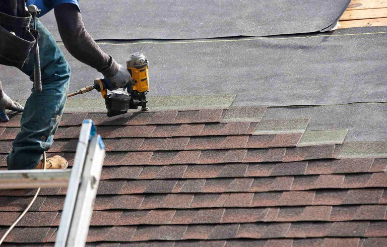 7 kelebihan atap aspal bitumen untuk rumah modern