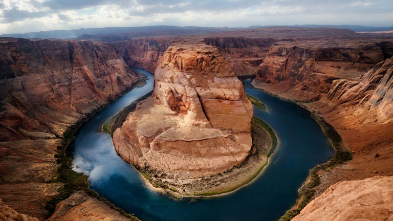 Lost 'heart' of the Colorado River shines like a silver serpent in Utah