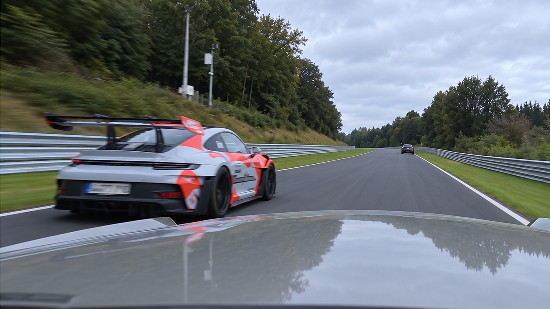Porsche 911 GT3 RS charges down a Nürburgring straight