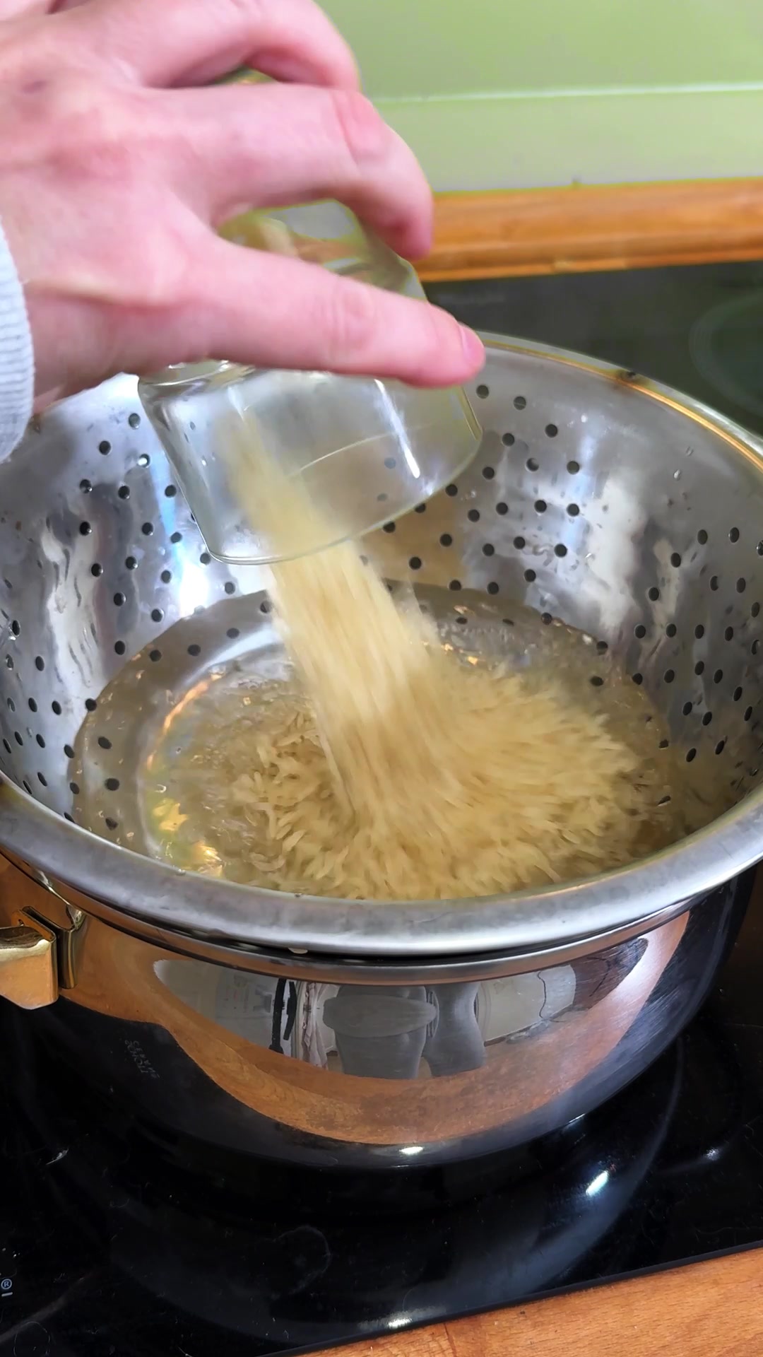 A healthier way to cook rice you should try