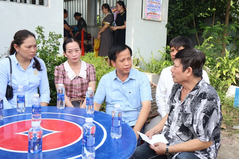 Nhân chứng kể khoảnh khắc khống chế kẻ chém 3 mẹ con cô giáo ở Cà Mau