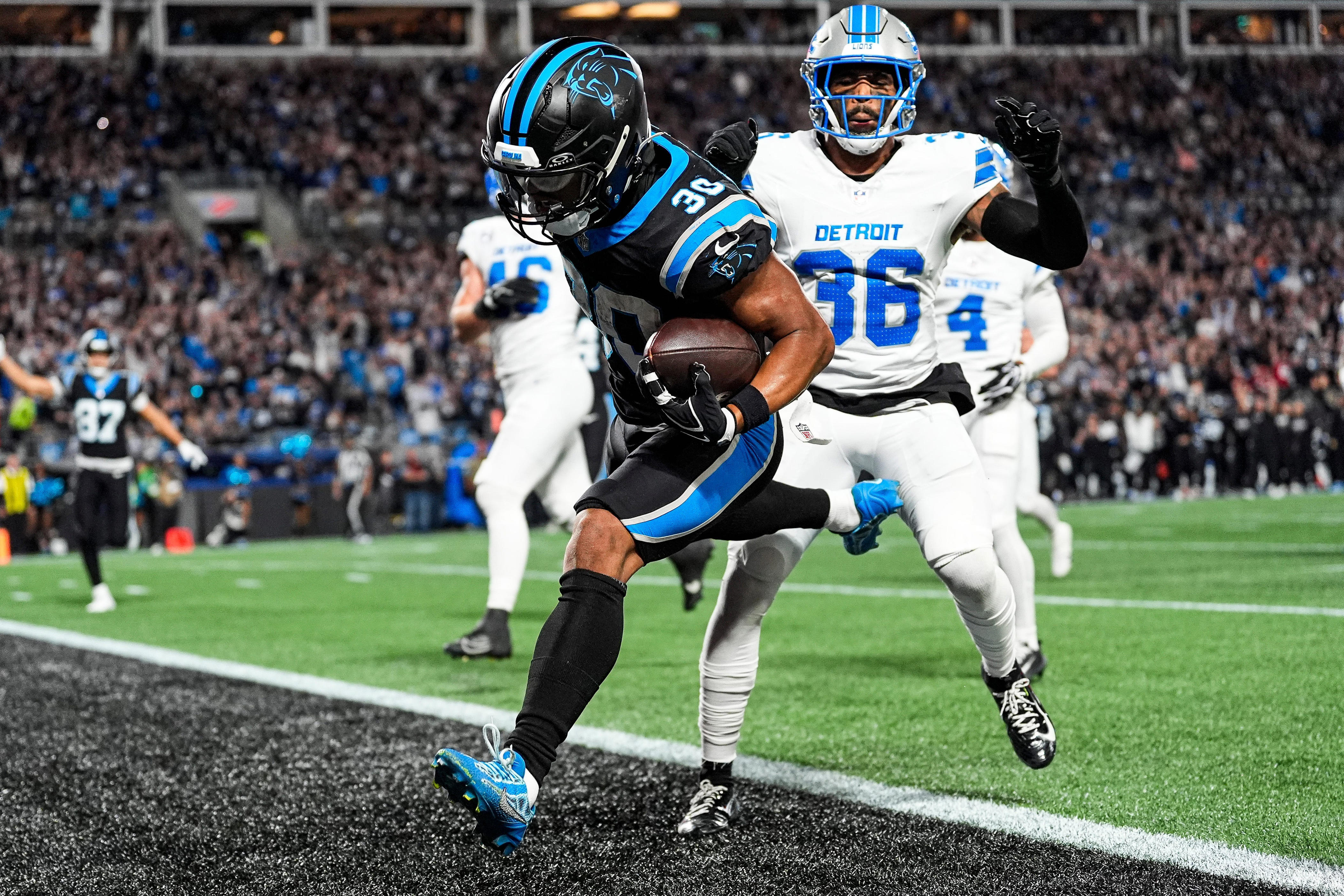 Panthers earn strong grade for prime-time upset of Lions in Week 4