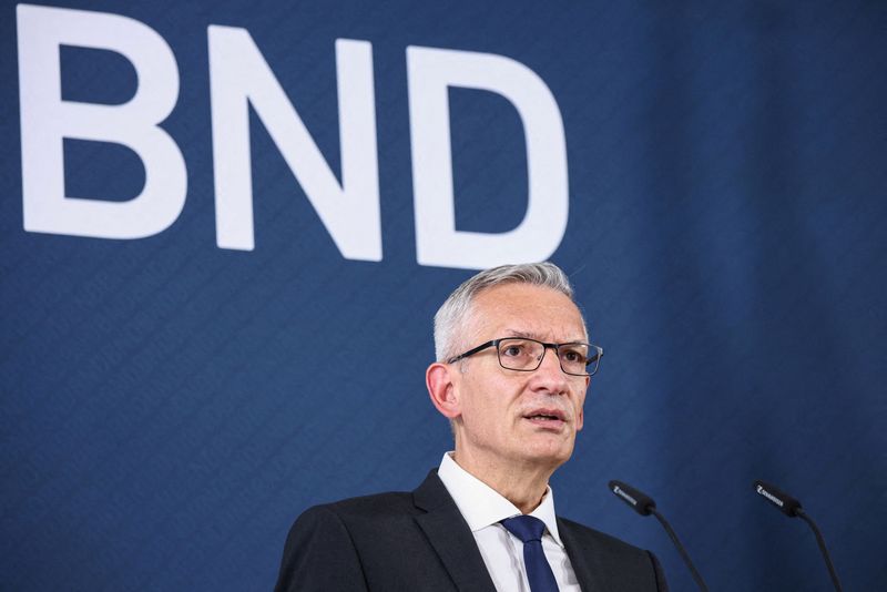 Il nuovo presidente del Bnd, Martin Jaeger, interviene il giorno del passaggio di consegne a Berlino, in Germania, l'11 settembre 2025. REUTERS/Liesa Johannssen